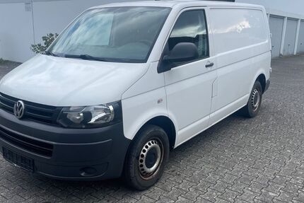 VW T5 Transporter 254.000 km 5.990 &euro; Paderborn (Paderborn, Germany) 33098