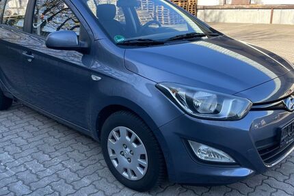 Hyundai i20 91.000 km 4.100 &euro; Kiel 24113