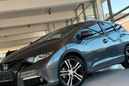 Honda Civic 183.652 km 7.991 € Siegen 57078