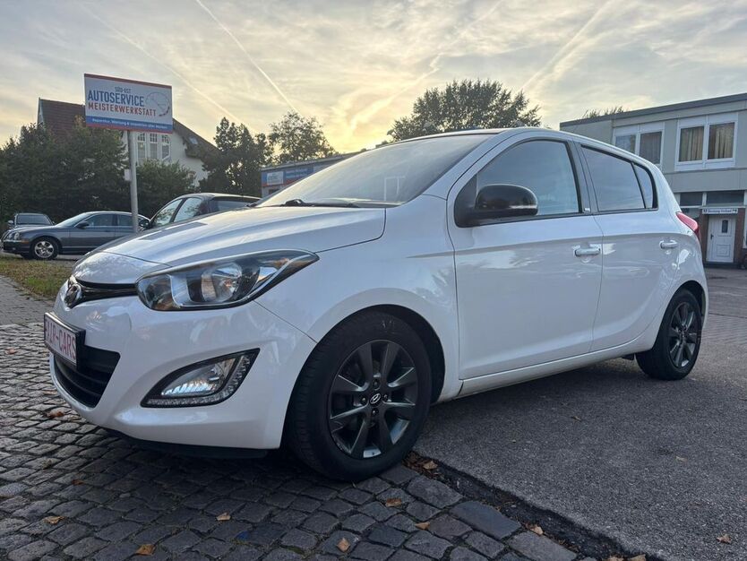 Hyundai i20 194.000 km 4.999 € Neumünster 24534
