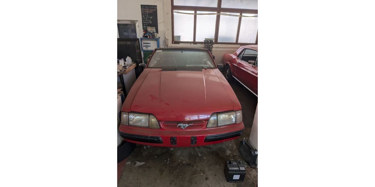 Ford Mustang 50.000 km 5.800 &euro; Schramberg 78713