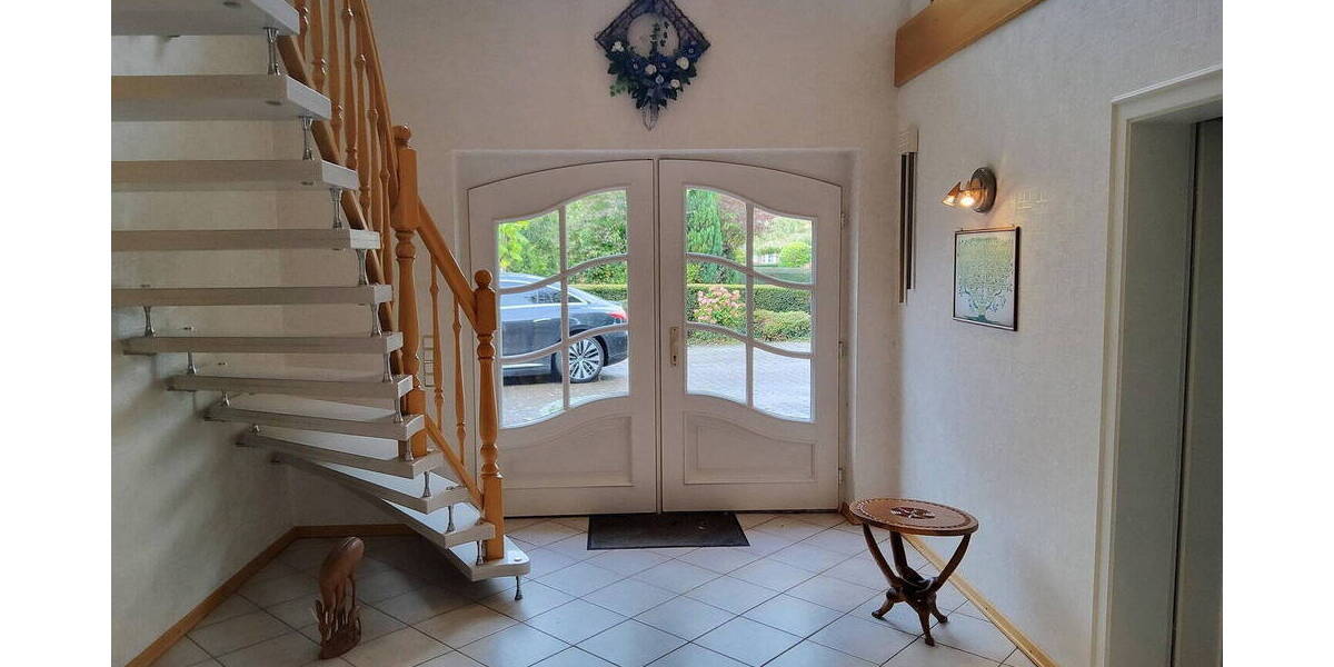 Einfamilienhaus Wesselburen - 6 Zimmer, 264 m&sup2;, 595.000&euro; | Angebot:26290459