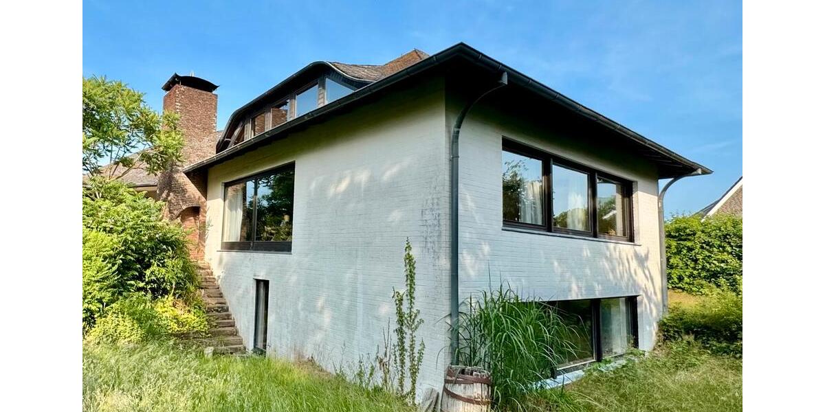 Von Privat: Exklusives Einfamilienhaus in zentraler Lage 7 zimmer