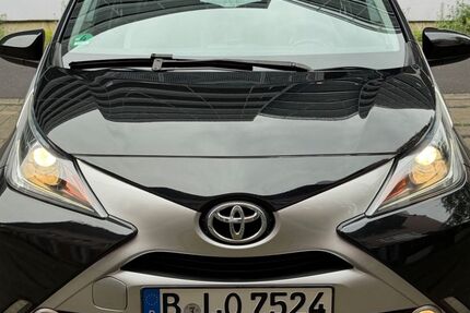 Toyota Aygo (X) 134.736 km 5.299 &euro; Berlin 13507