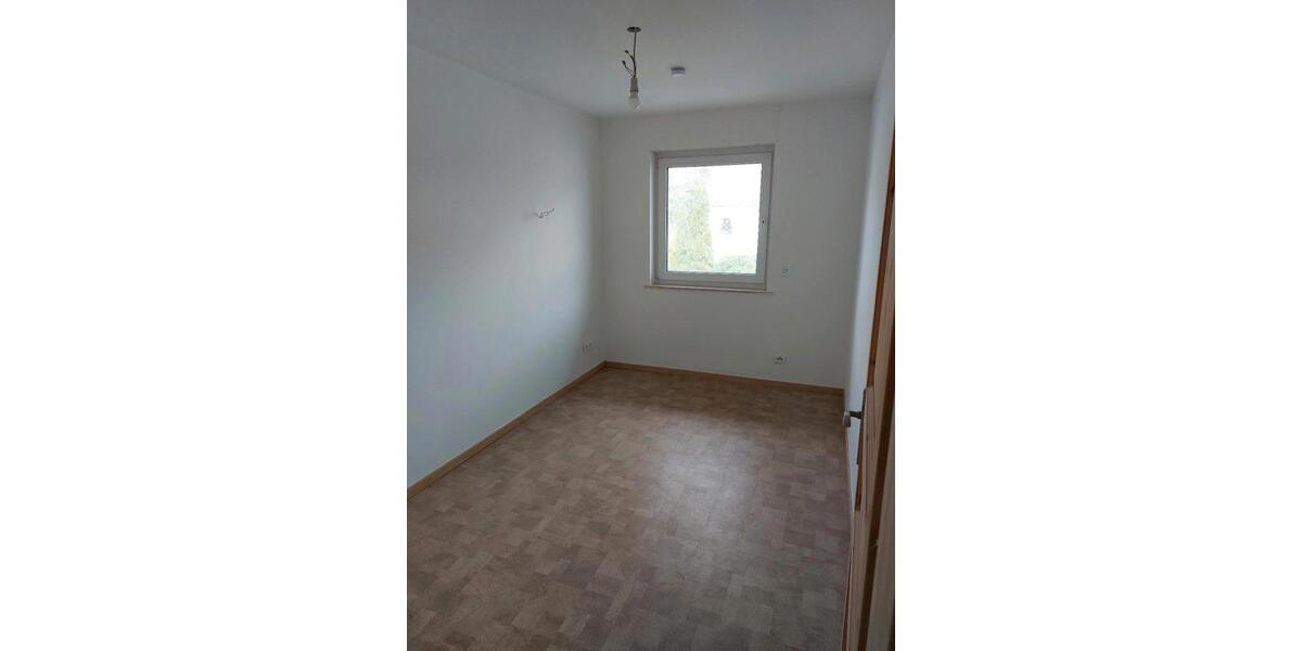 Mehrfamilienhaus, Wohnhaus Karlstein am Main - 4 Zimmer, 105 m&sup2;, 1.200&euro; | Angebot:25963064