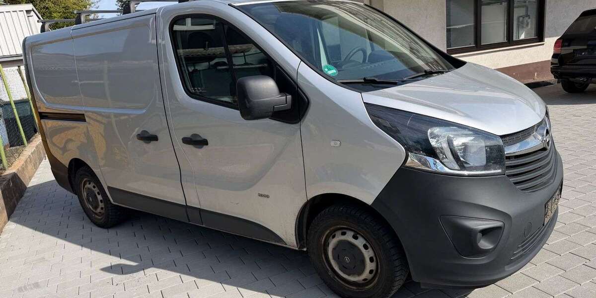 Opel Vivaro 197.000 km 6.900 &euro; Alsbach 64665