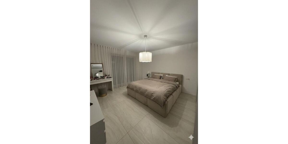 Etagenwohnung Vöhringen - 2.5 Zimmer, 83 m&sup2;, 1.323&euro; | Angebot:26291898