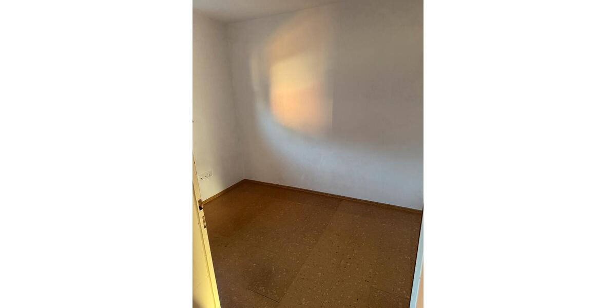 Erdgeschoßwohnung Weidenberg - 2 Zimmer, 80 m&sup2;, 550&euro; | Angebot:25319196