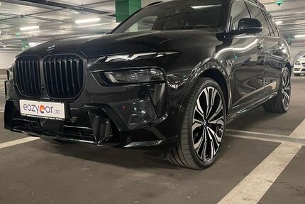BMW X7 39.899 km 99.988 € München 80999