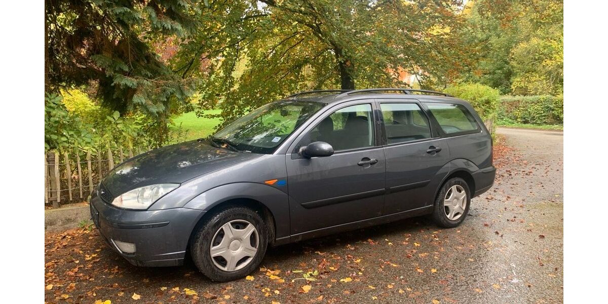 Ford Focus 234.000 km 1.200 &euro; Lügde 32676