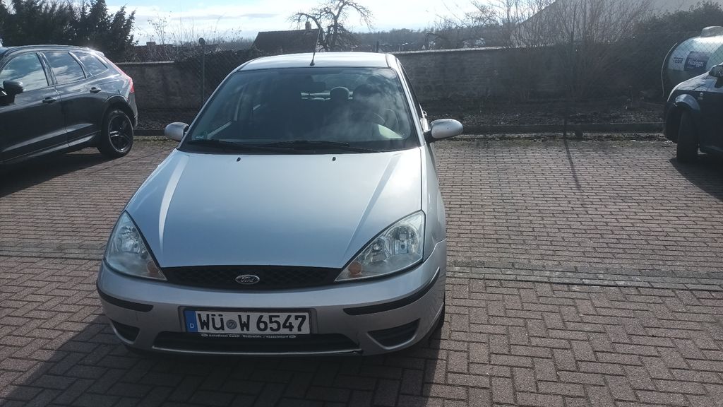 Ford Focus 156.500 km 1.500 &euro; Kürnach 97273