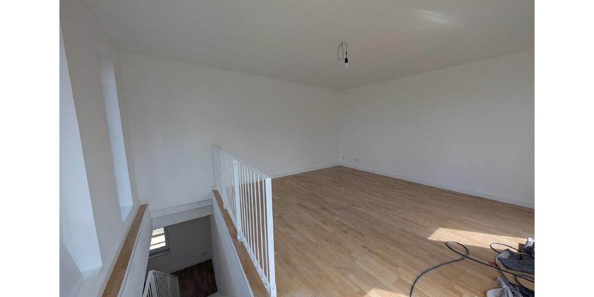 Maisonettenwohnung Zwickau - 5 Zimmer, 175 m&sup2;, 1.300&euro; | Angebot:26621738