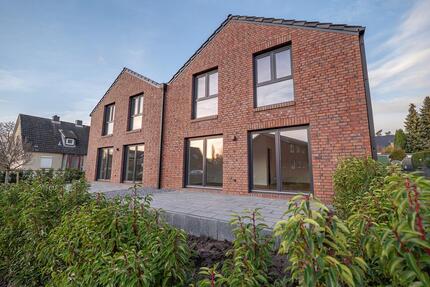 Haus Stade Altländer Viertel - 4 Zimmer, 108 m&sup2;, 1.715&euro; | Angebot:24890134