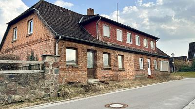 GROßES ANWESEN - 3 BAUOPTIONEN IN BETZENDORF - Bauernhaus, Landhaus Betzendorf | Angebot:26319881