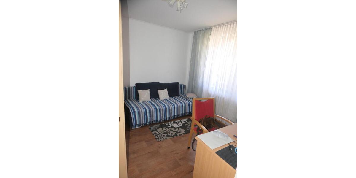 Einfamilienhaus Uelzen - 7 Zimmer, 150 m&sup2;, 1.200&euro; | Angebot:26611151