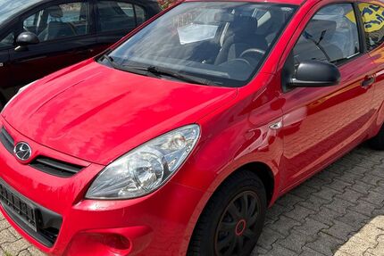 Hyundai i20 135.000 km 2.299 &euro; Ludwigshafen 67065