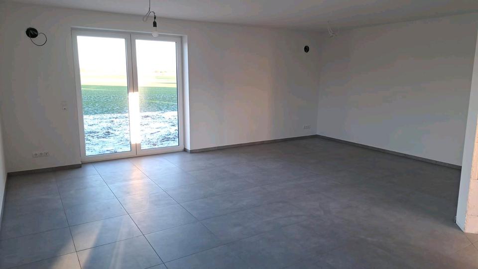Reihenhaus Lasbek - 4 Zimmer, 125 m&sup2;, 1.600&euro; | Angebot:25175826
