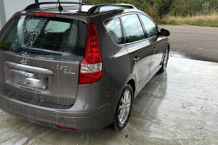 Hyundai i30 215.000 km 3.500 &euro; Hockenheim 68766