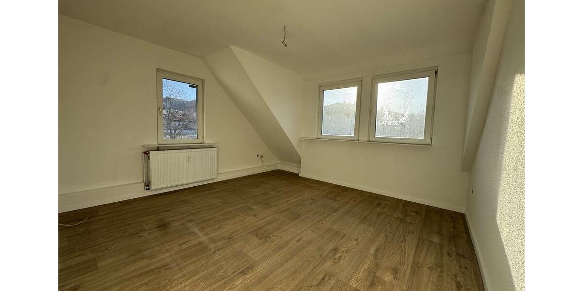 Sanierte 2-Raum-Dachgechosswohnung 2 zimmer