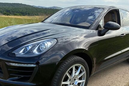 Porsche Macan 123.085 km 32.700 &euro; Nürtingen 72622