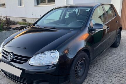 VW Golf 295.000 km 1.500 &euro; Höttingen 91798