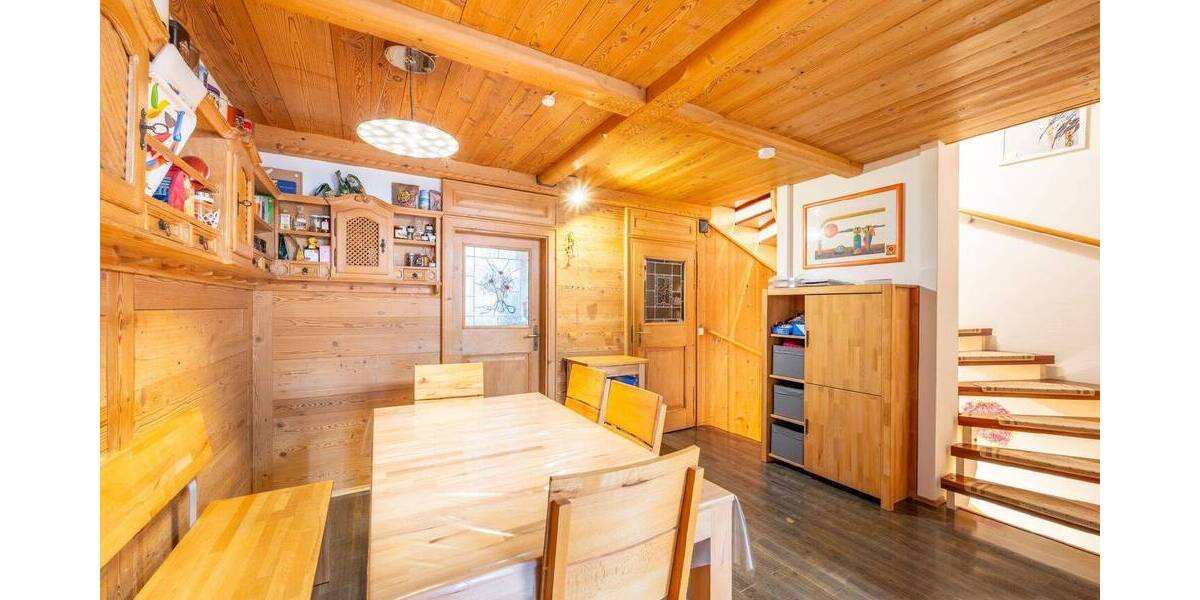 Reihenmittelhaus Kirchheim - 4 Zimmer, 164 m&sup2;, 750.000&euro; | Angebot:26358297