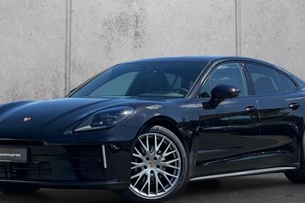 Porsche Panamera 8.901 km 110.500 € Holzwickede 59439