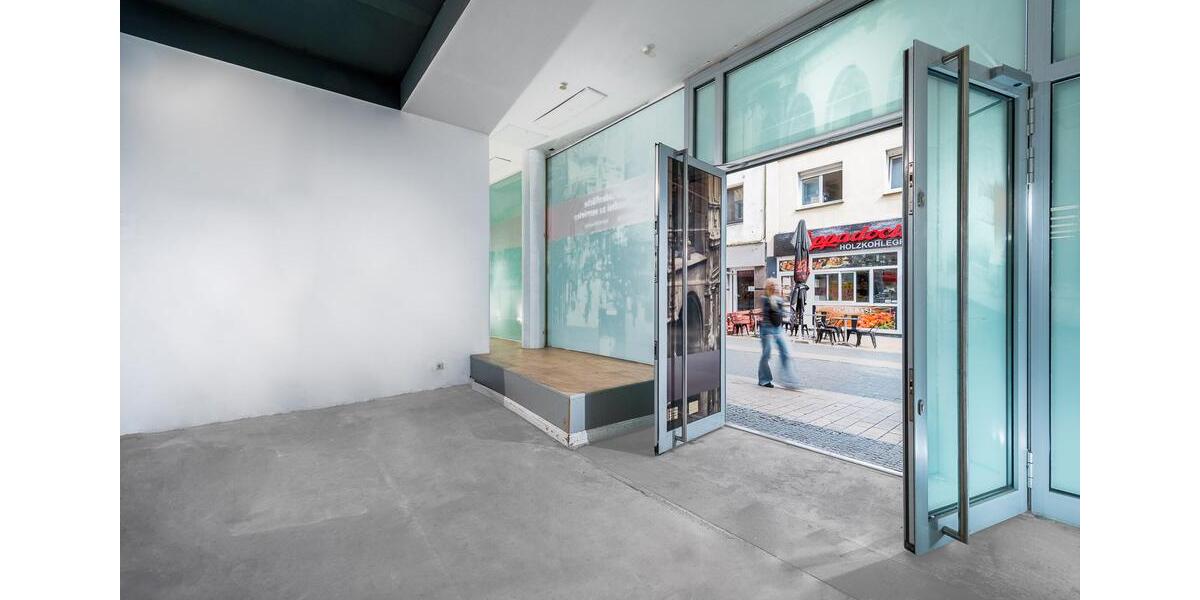 Direkt vom Eigentümer: großzügige & lichtdurchflutete Einzelhandelsfläche mit viel Potential zimmer