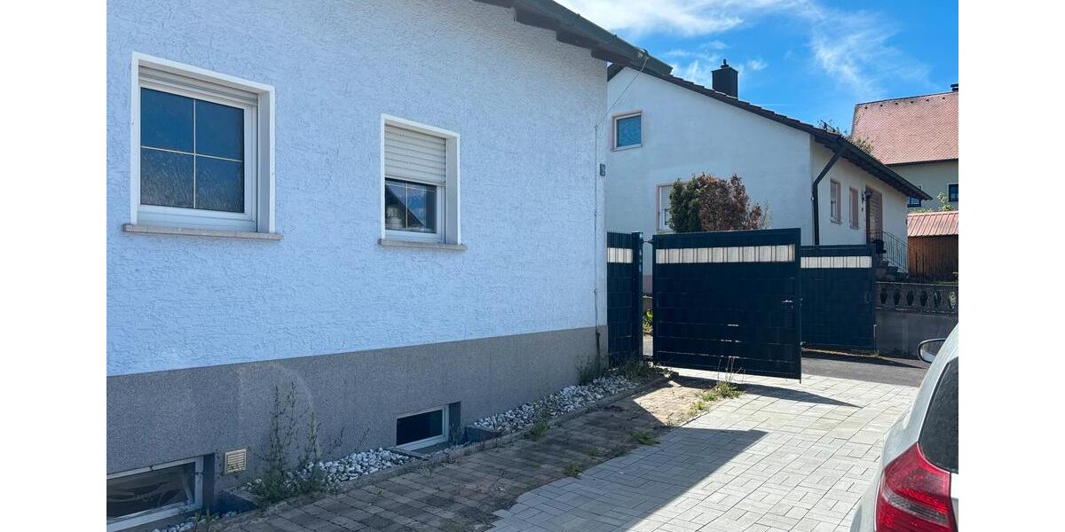 Einfamilienhaus Hirschau - 7 Zimmer, 150 m&sup2;, 370.000&euro; | Angebot:26759970