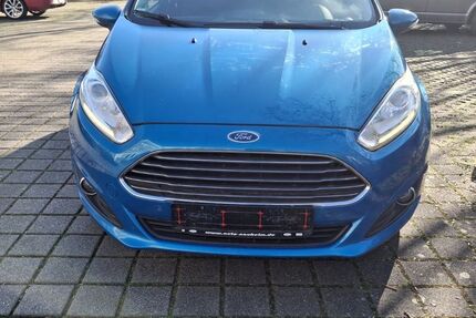 Ford Fiesta 192.000 km 2.800 &euro; Frankfurt 60486
