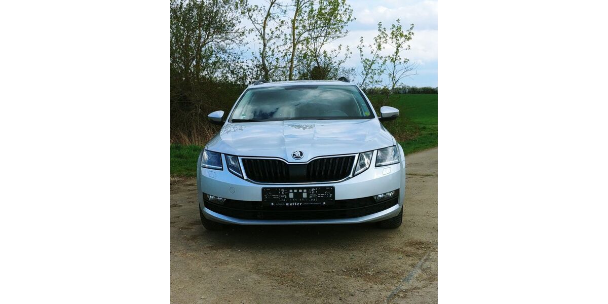 Skoda Octavia 128.000 km 13.950 &euro; Erfurt 99097