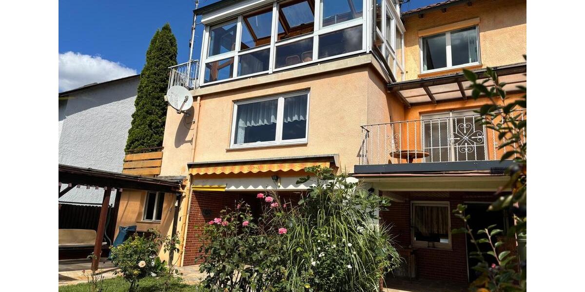 Ein- oder Zweifamilienhaus mit viel Lebensqualität in Künzelsau 10 zimmer