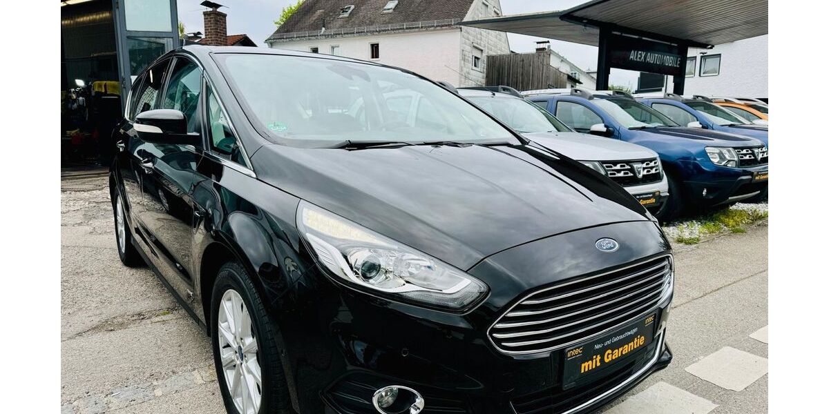 Ford S-Max 34.000 km 18.990 &euro; München 81825