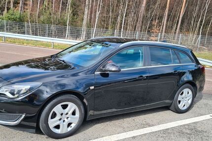 Opel Insignia 104.000 km 12.900 € Hirrlingen 72145