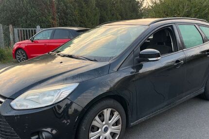 Ford Focus 320.737 km 1.990 € Elsterwerda 04910