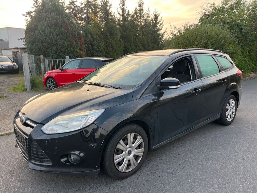 Ford Focus 320.737 km 1.990 € Elsterwerda 04910