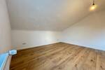 Sanierte 2-Zimmer-Dachgeschosswohnung mit neuem Bad in Ensheim - Etagenwohnung Saarbrücken-Halberg Ensheim | Angebot:26774939