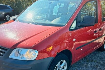 VW Caddy 294.000 km 3.300 &euro; Langquaid OT Niederleierndorf 84085