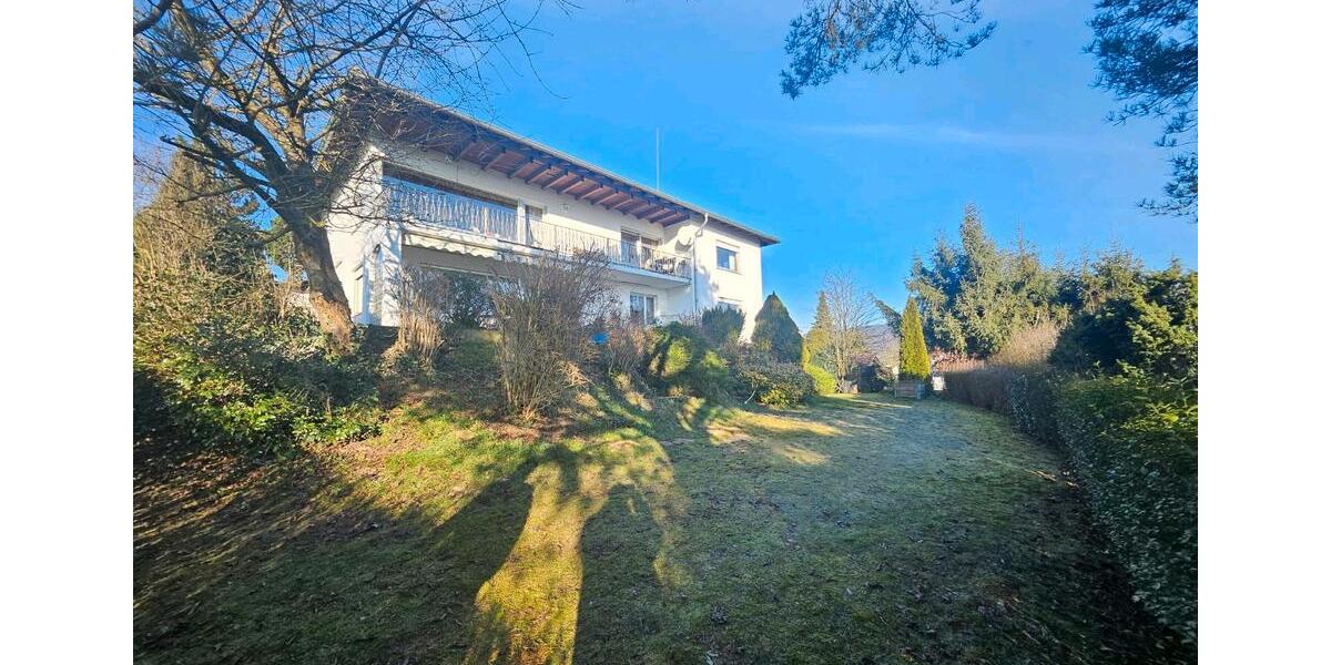 2 Familienhaus Renditeobjekt top Lage 11 zimmer