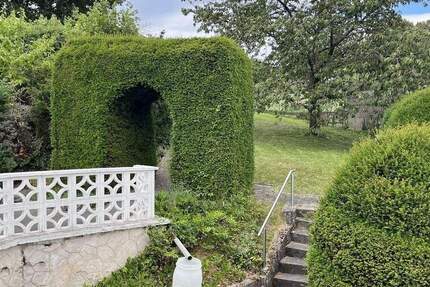 ***Einfamilienhaus mit großem Garten und Garage *** 6 zimmer