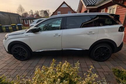 Peugeot 5008 88.000 km 22.500 &euro; Wittorf 21357