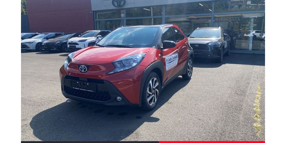 Toyota Aygo (X) 2.200 km 17.960 &euro; Schiffweiler 66578