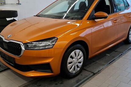 Skoda Fabia 56.442 km 12.999 &euro; Burghaun 36151
