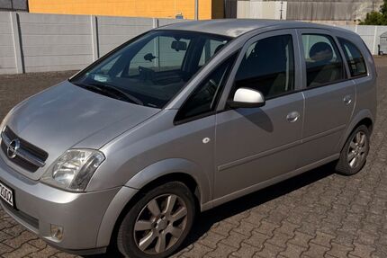 Opel Meriva 62.000 km 2.999 &euro; Neuss 41460