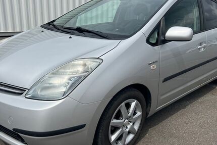 Toyota Prius 282.000 km 3.200 &euro; Berlin 12057
