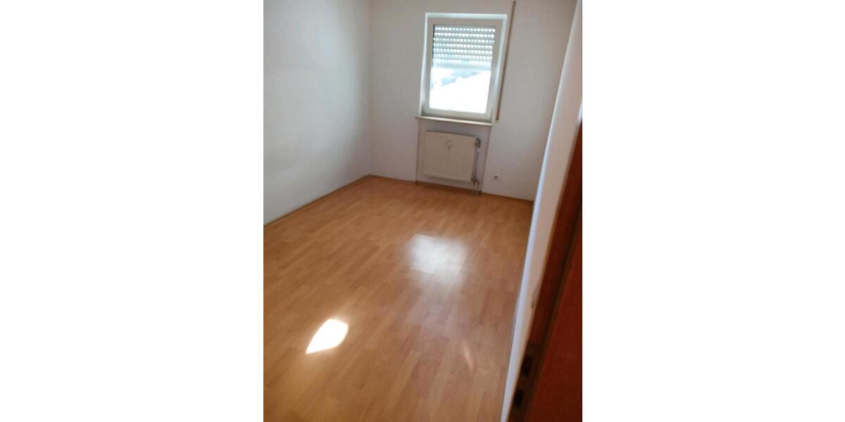 Etagenwohnung Schwäbisch Hall - 3 Zimmer, 84 m&sup2;, 260.000&euro; | Angebot:27072485