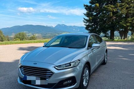 Ford Mondeo 107.000 km 17.299 &euro; Traunstein 83278