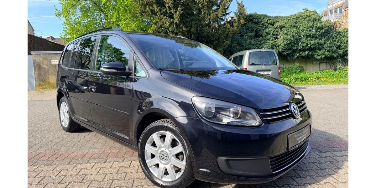 VW Touran 155.000 km 8.250 &euro; Mönchengladbach 41061