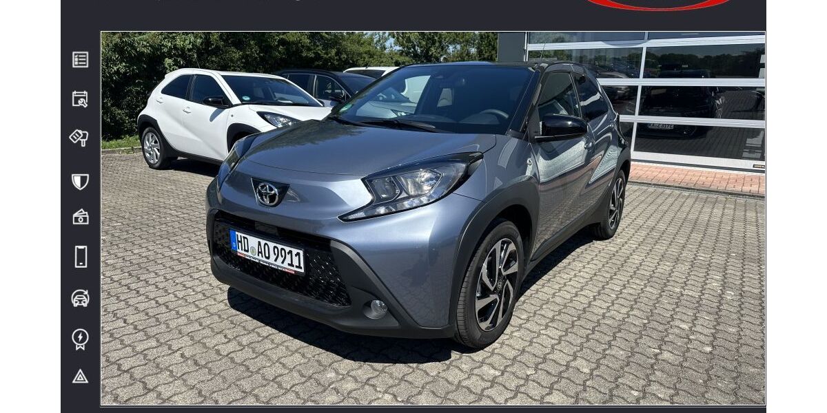 Toyota Aygo (X) 2.051 km 20.390 &euro; Wiesloch 69168