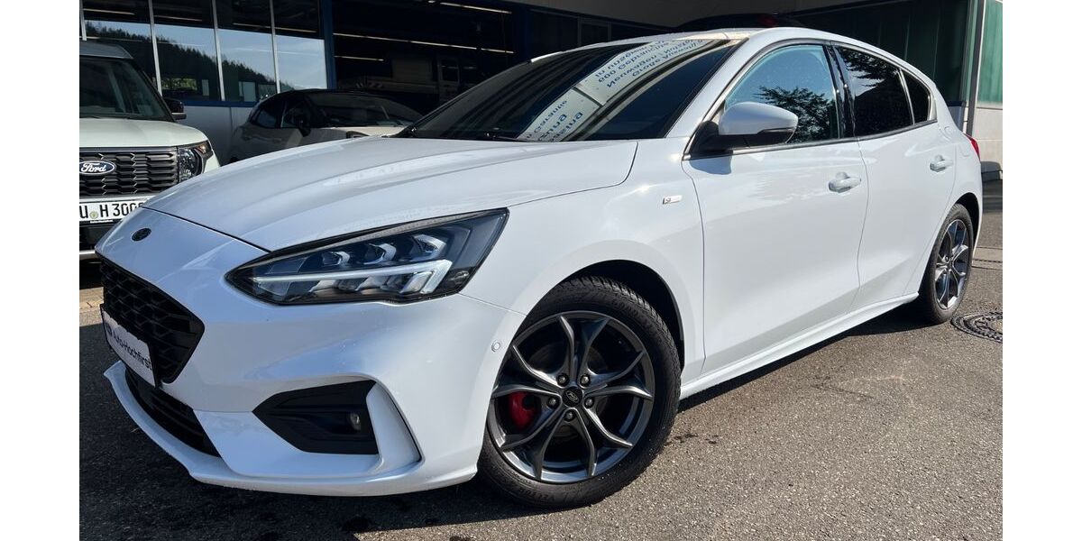 Ford Focus 28.500 km 19.990 &euro; Titisee Neustadt 79822